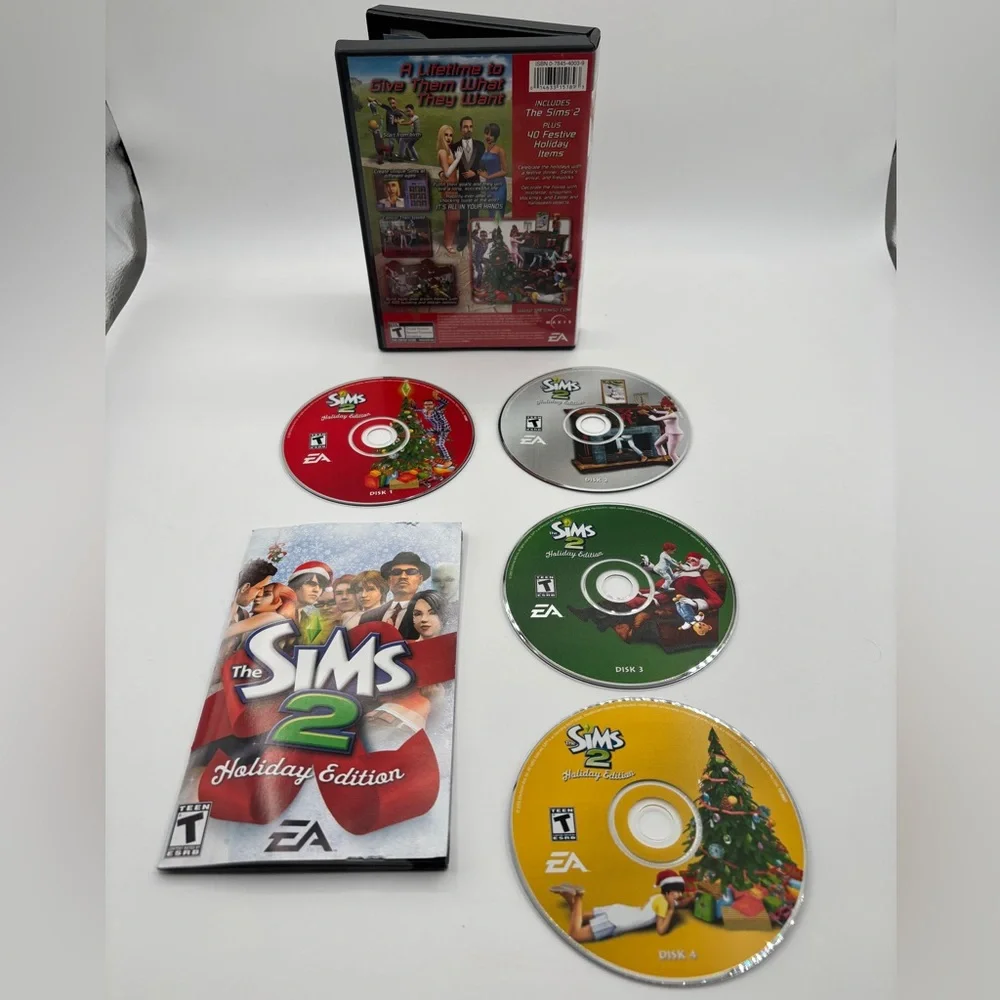 EA The Sims 2 Holiday Edition PC Game all 5 games in case